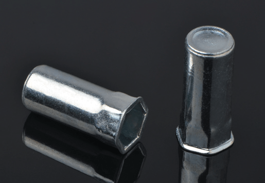 เหล็กลดศีรษะหัวหกเหลี่ยมด้านใน hex body rivet nut ปิดประเภทปลาย